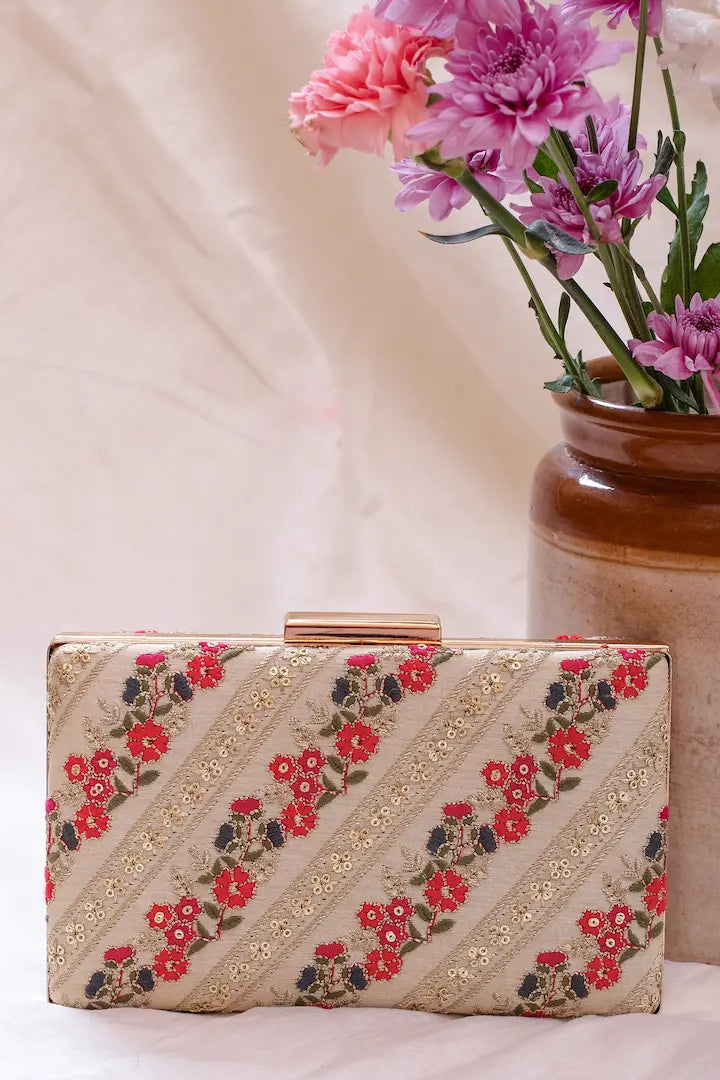 Resham Box Clutch