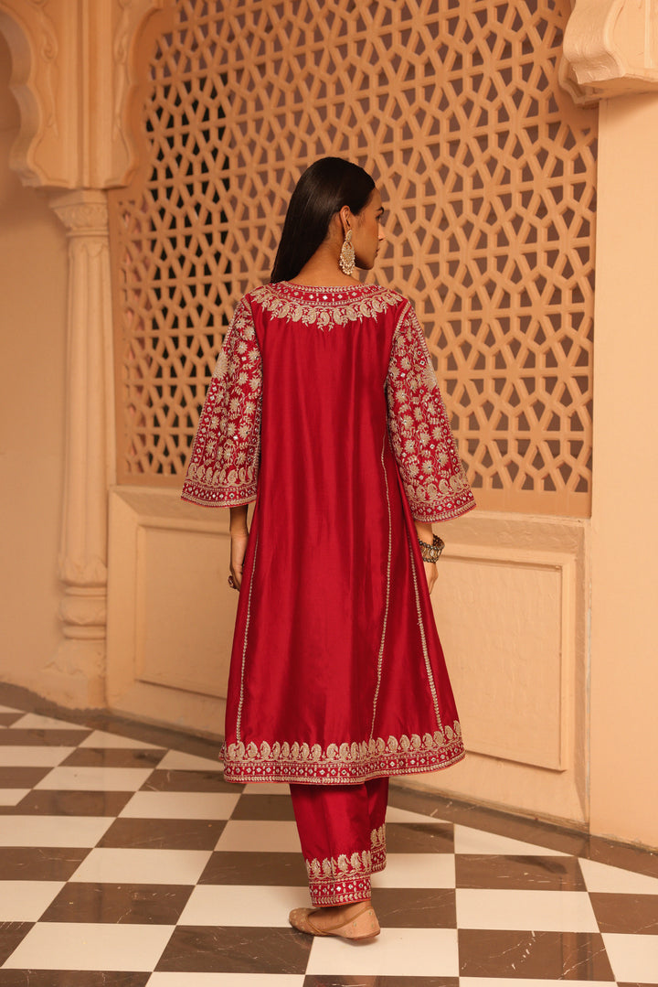 aiman-short knee length chauga with salwar and odhni