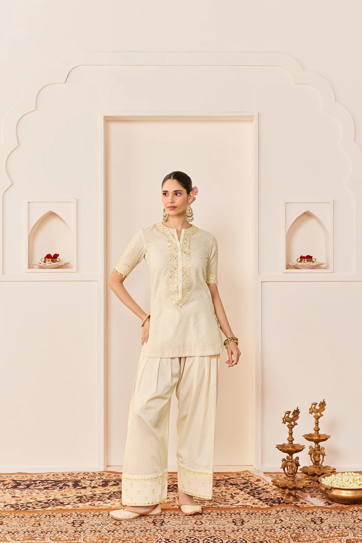 Anaisha -daisy Ivory Short Kurta With Farshi Salwar and dupatta