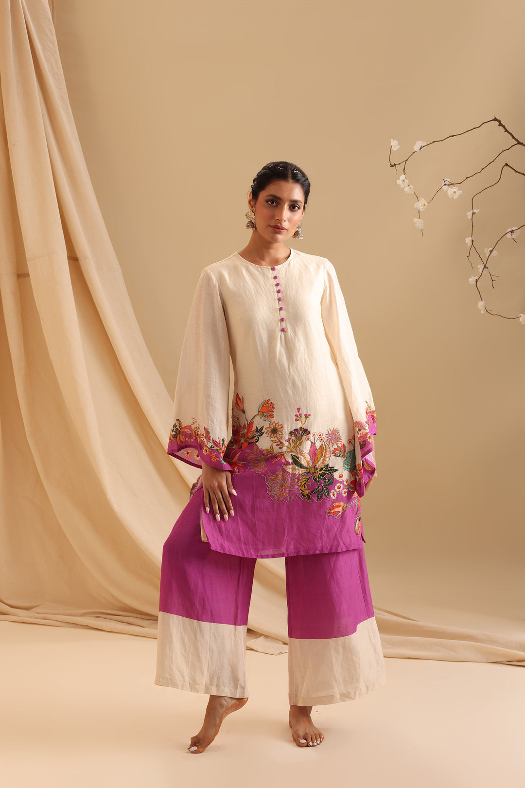 aarani embroidered kurta set