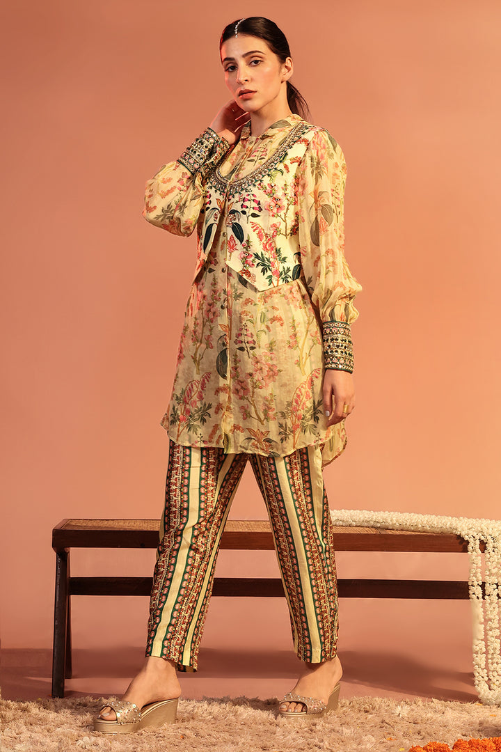 tamaya embroideed kurta set with jacket