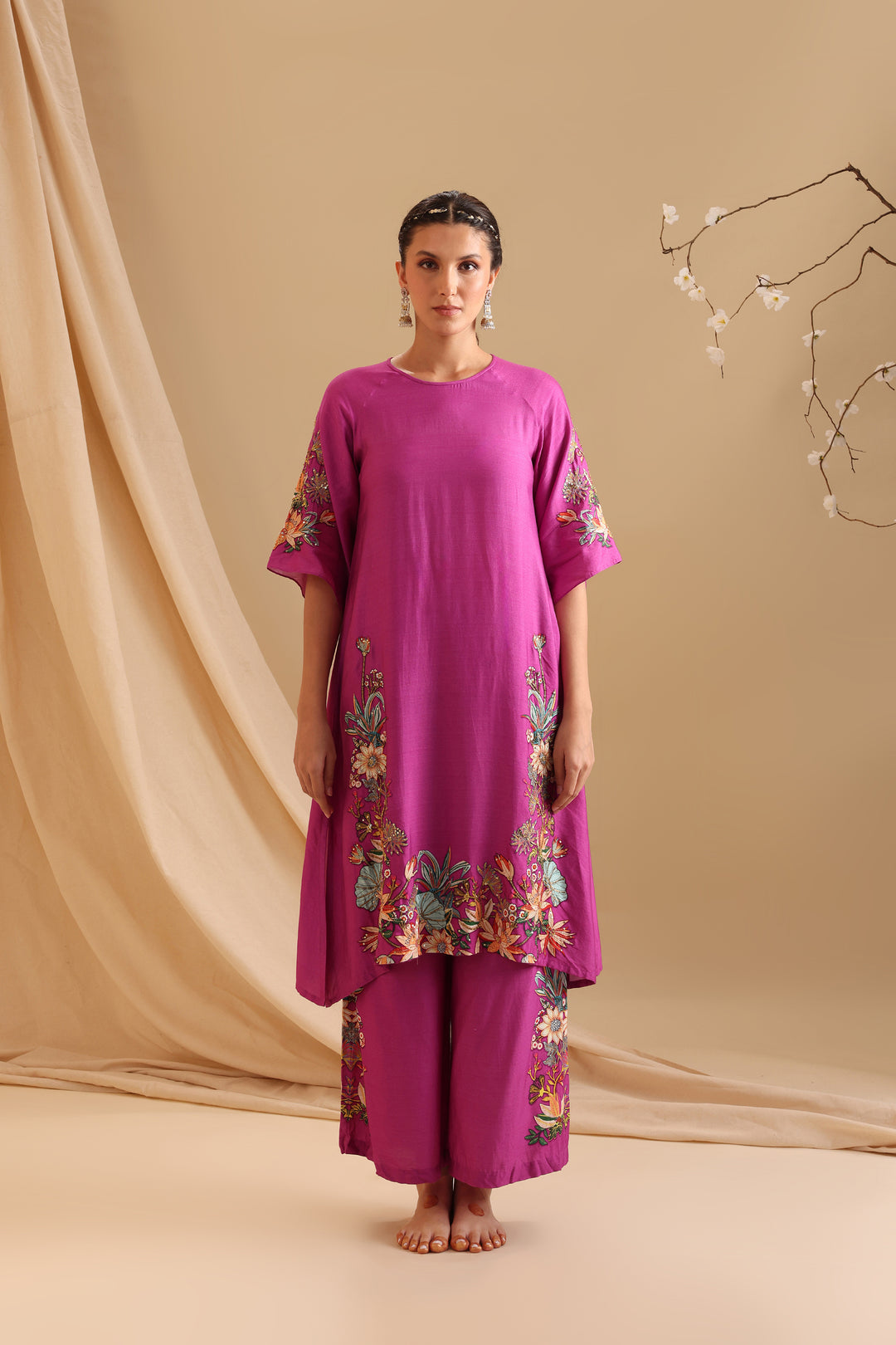 aarani embroidered kurta set