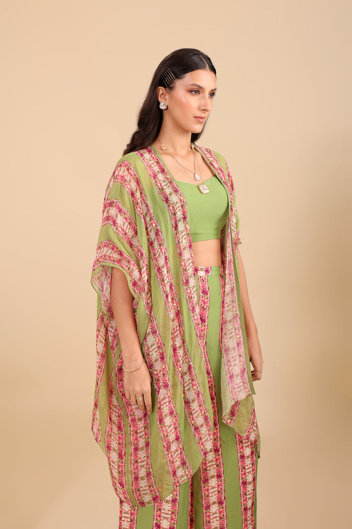 naqsh embellished palazzo set with cape