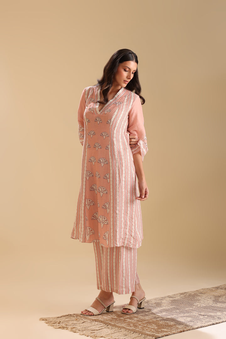 naqsh embellished kurta set