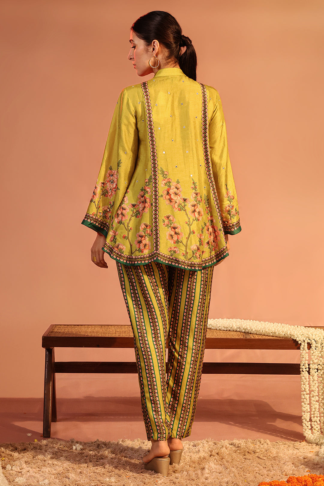 tamaya embroidered kurta set