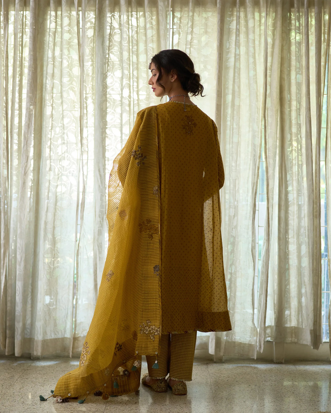 Nimi Dupatta