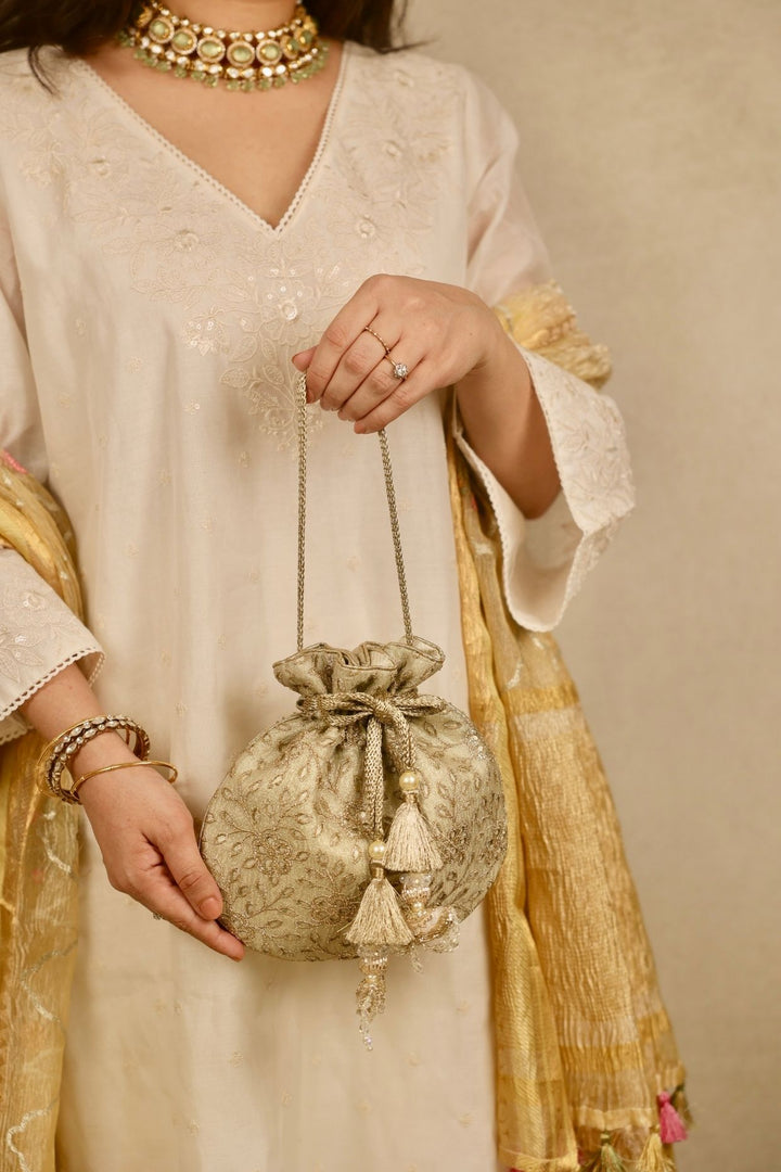 tarang cutwork potli-light gold