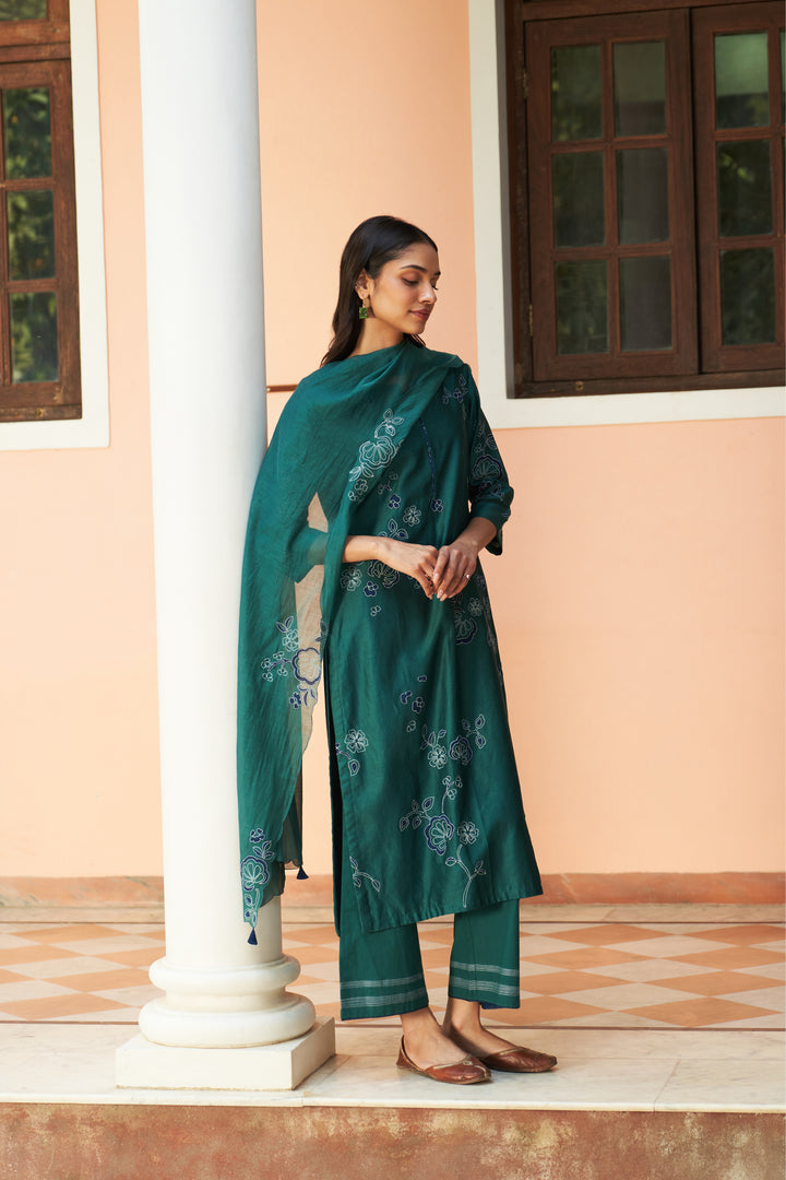 emerald floral embroidered kurta set