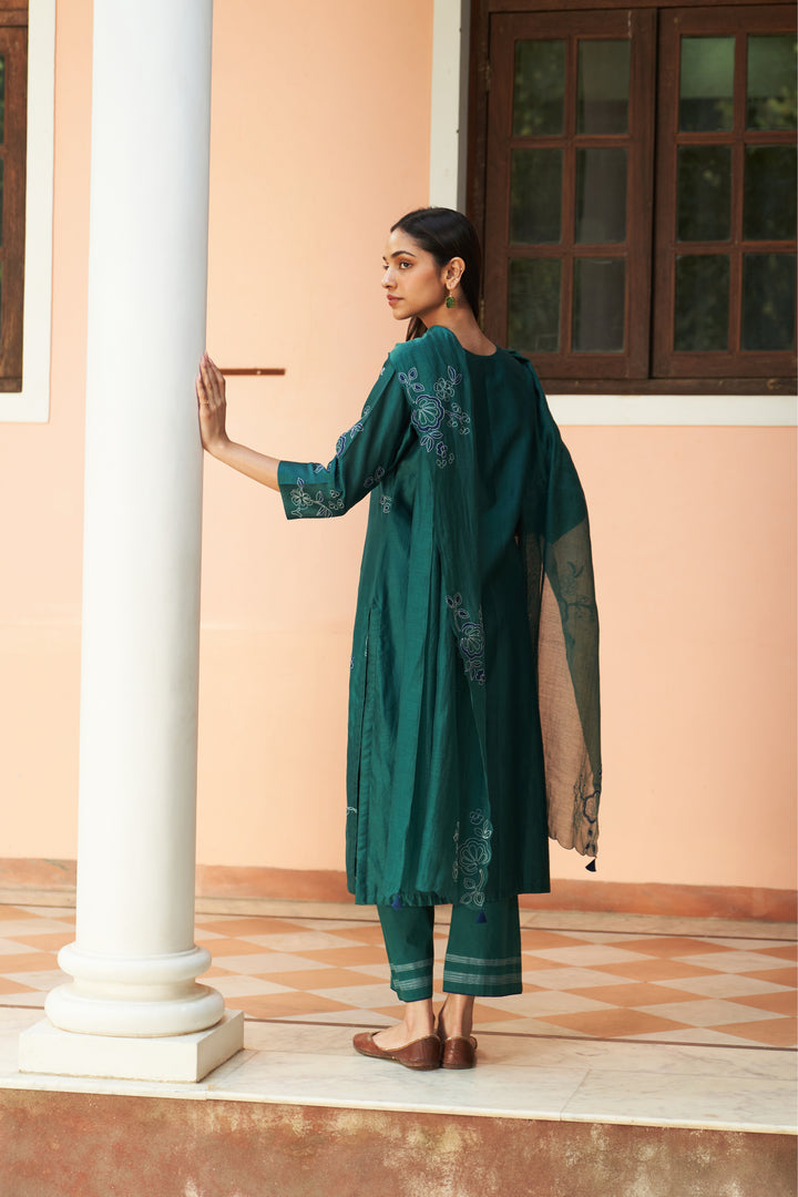 emerald floral embroidered kurta set