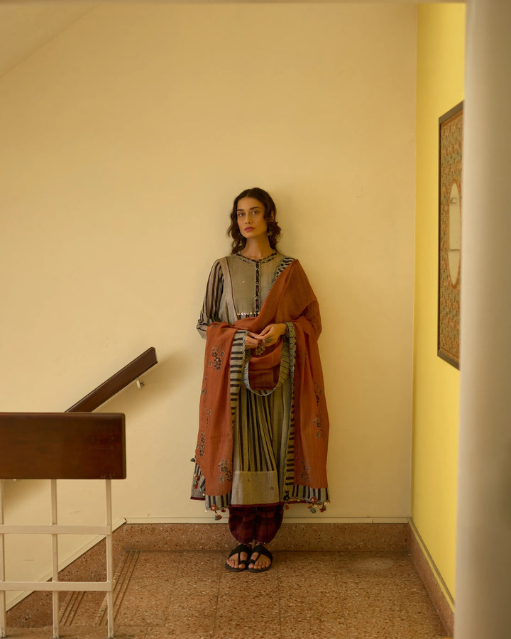 Kora Dupatta
