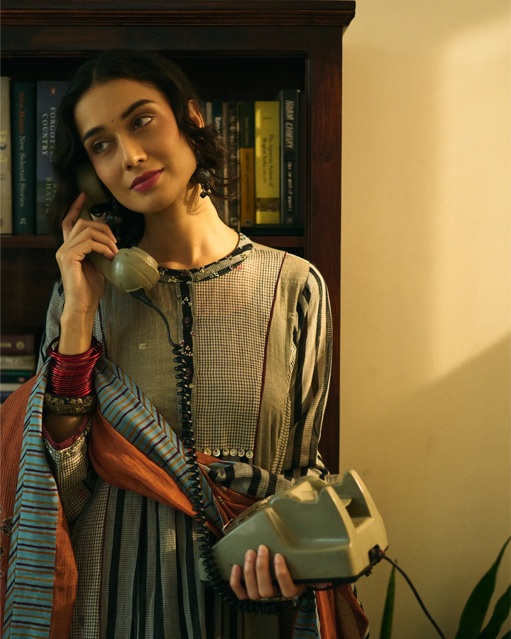 Asha Kurta