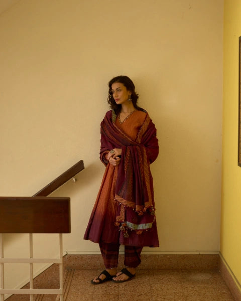 Rekha Kurta