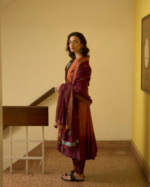 Rekha Kurta