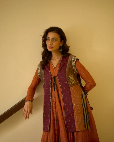 Rekha Kurta