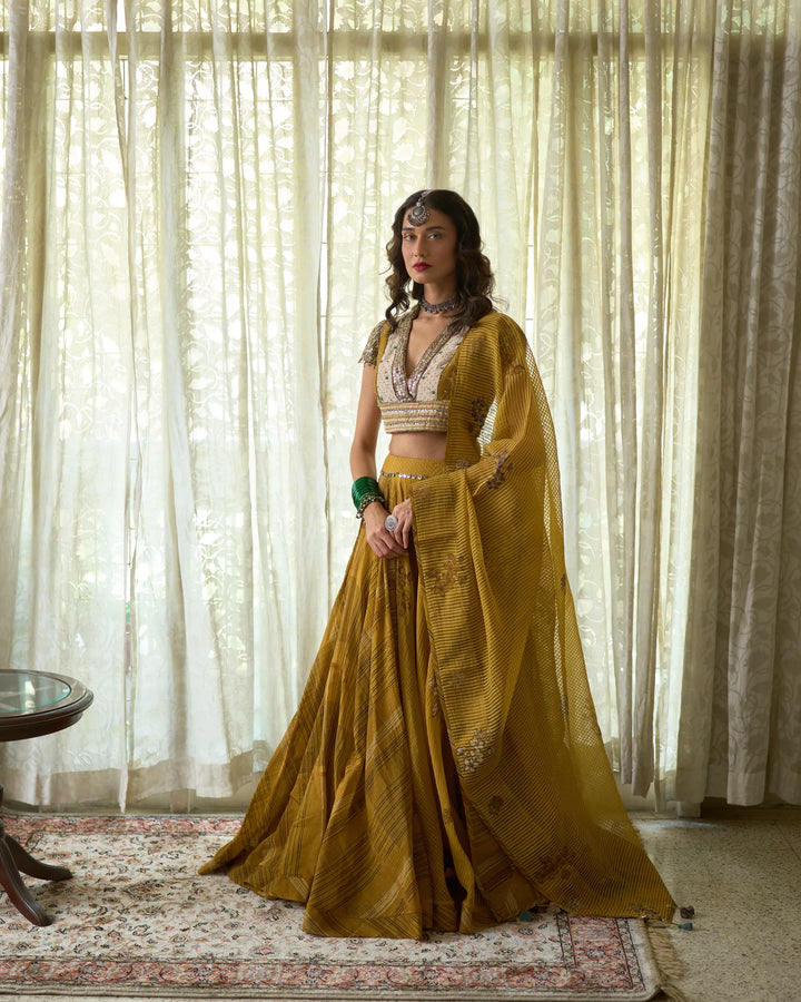 Nimi Dupatta