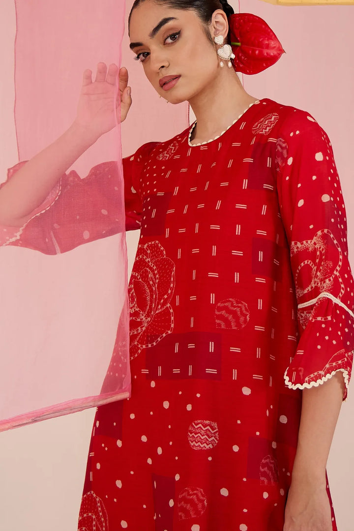 Red Short Scallop Kurta with Farshi Salwar