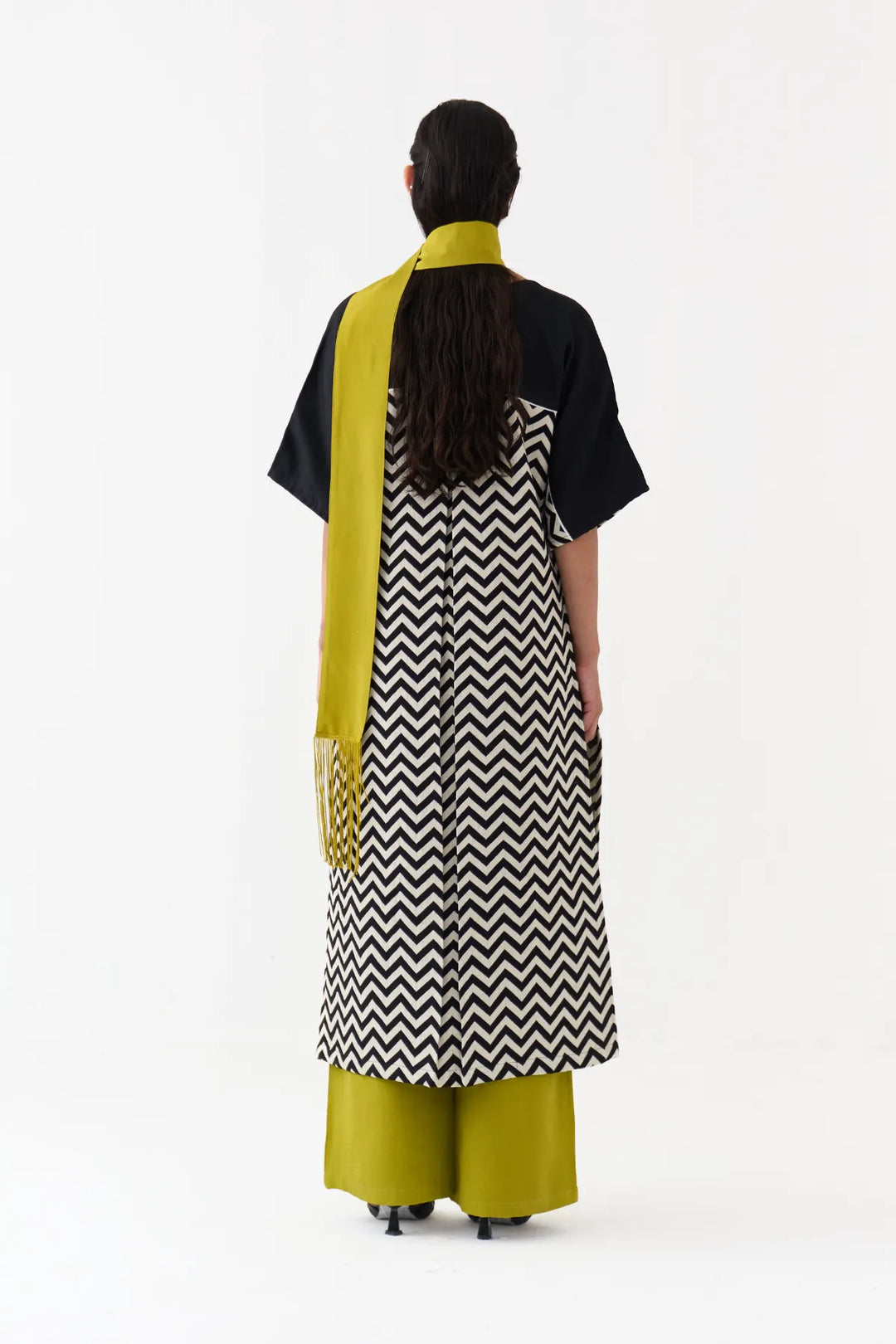 V Neck Kaftan Co-ord (Set Of 3)