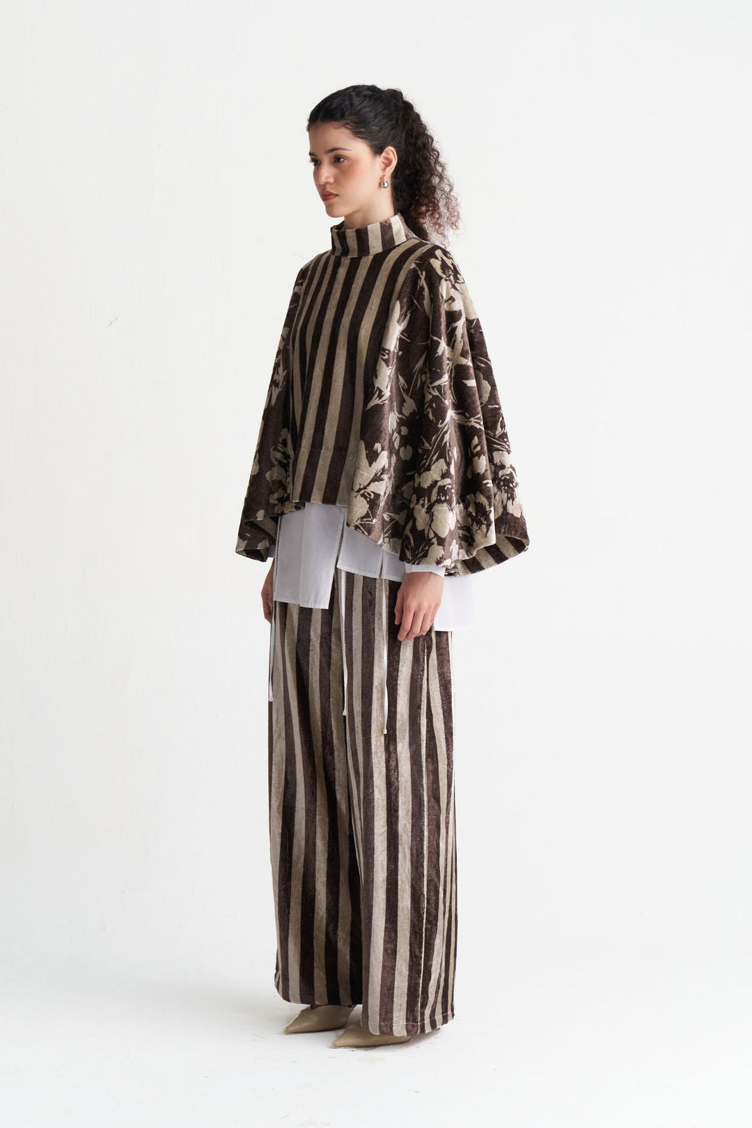 Velvet Poncho Co-ord (Set Of 3)