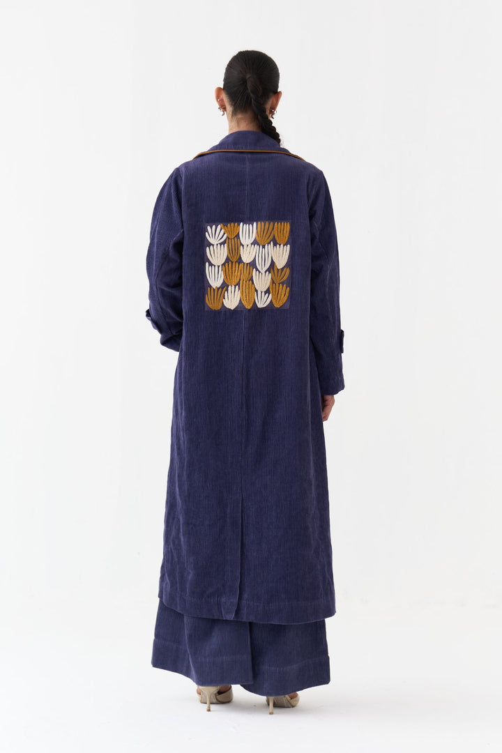 Emb. Patch Corduroy Trench