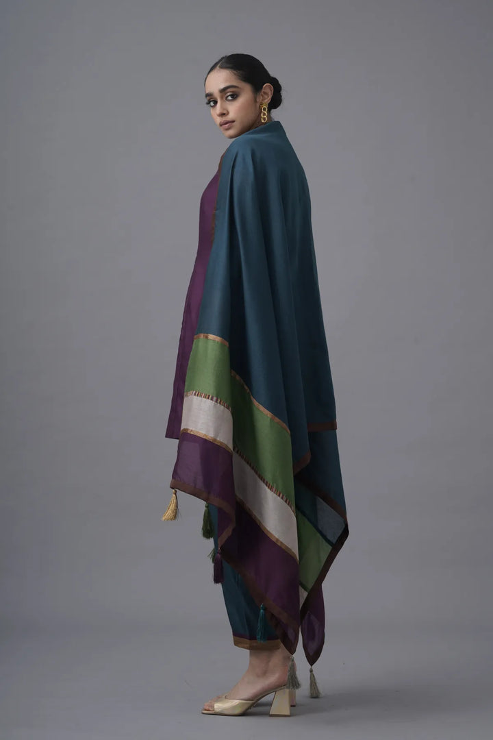 Lara Dupatta