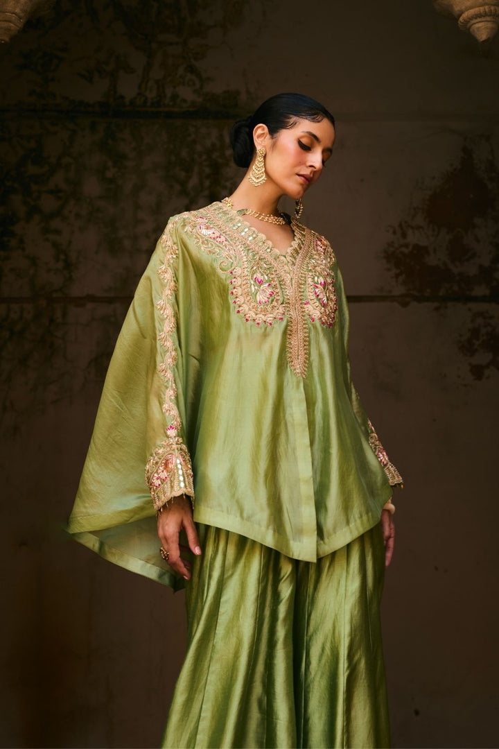 Meher Cape