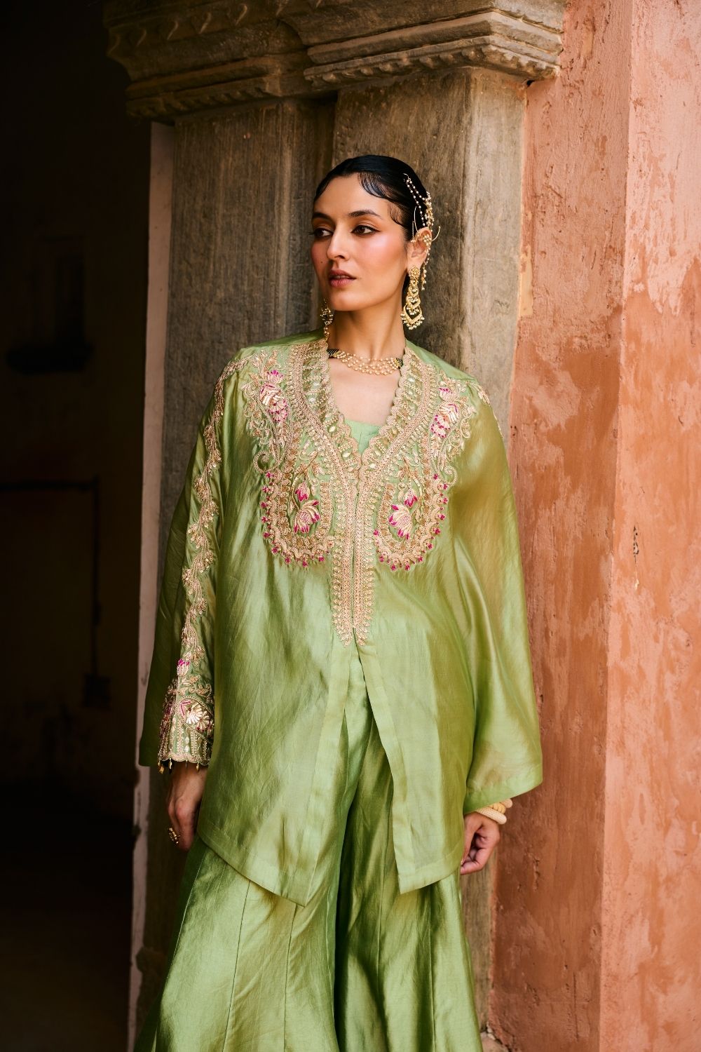 Meher Cape
