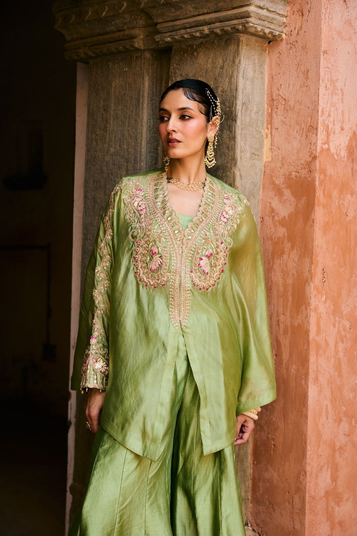 Meher Cape