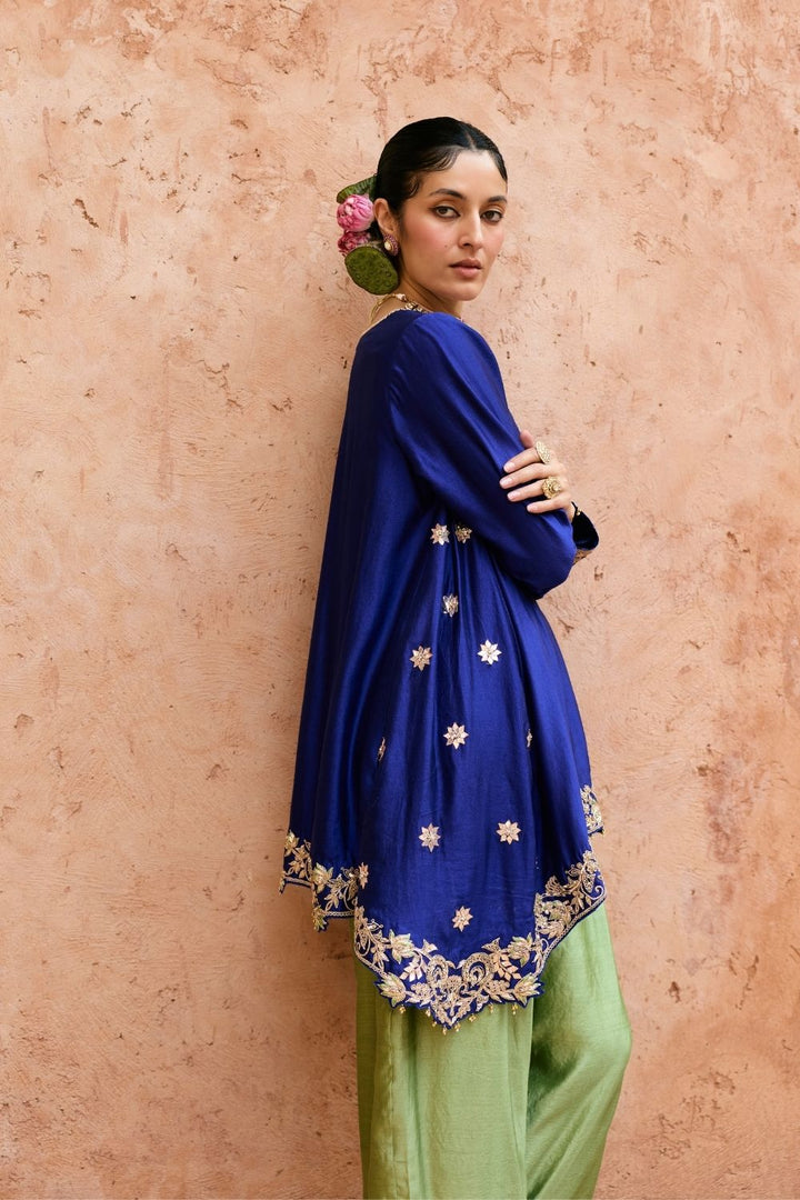 Neera Kurti Set