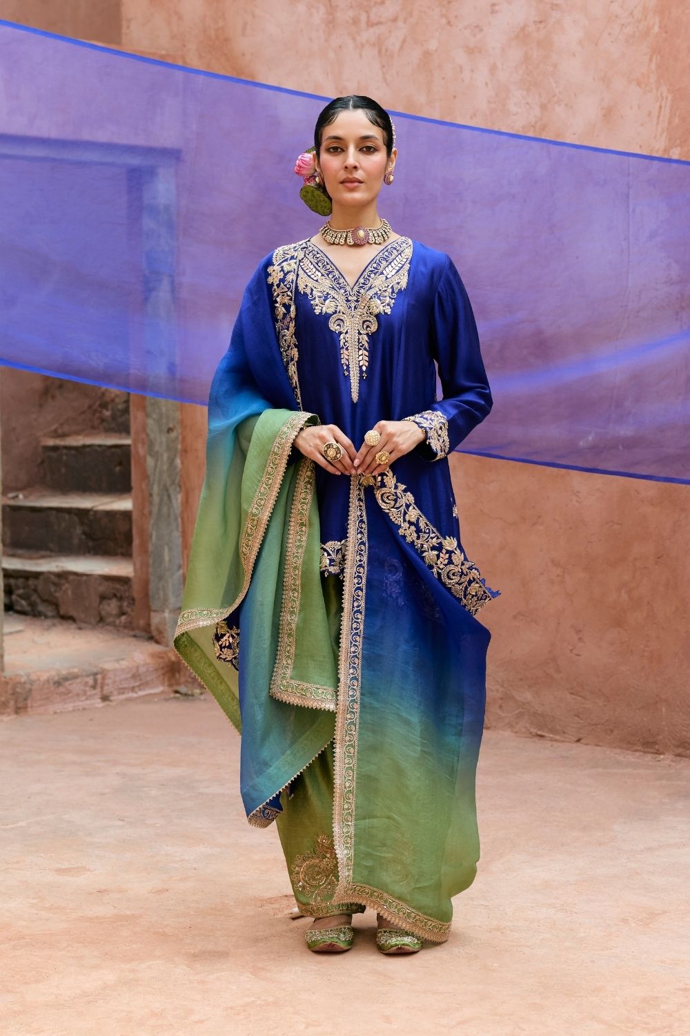 Neera Kurti Set
