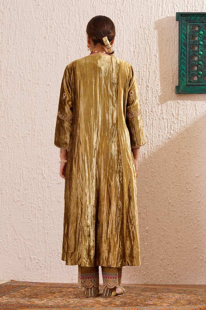 gold velvet hand embroidered noor kurta set