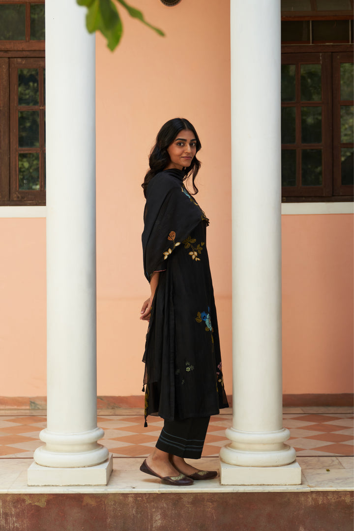 coal floral embroidered kurta set