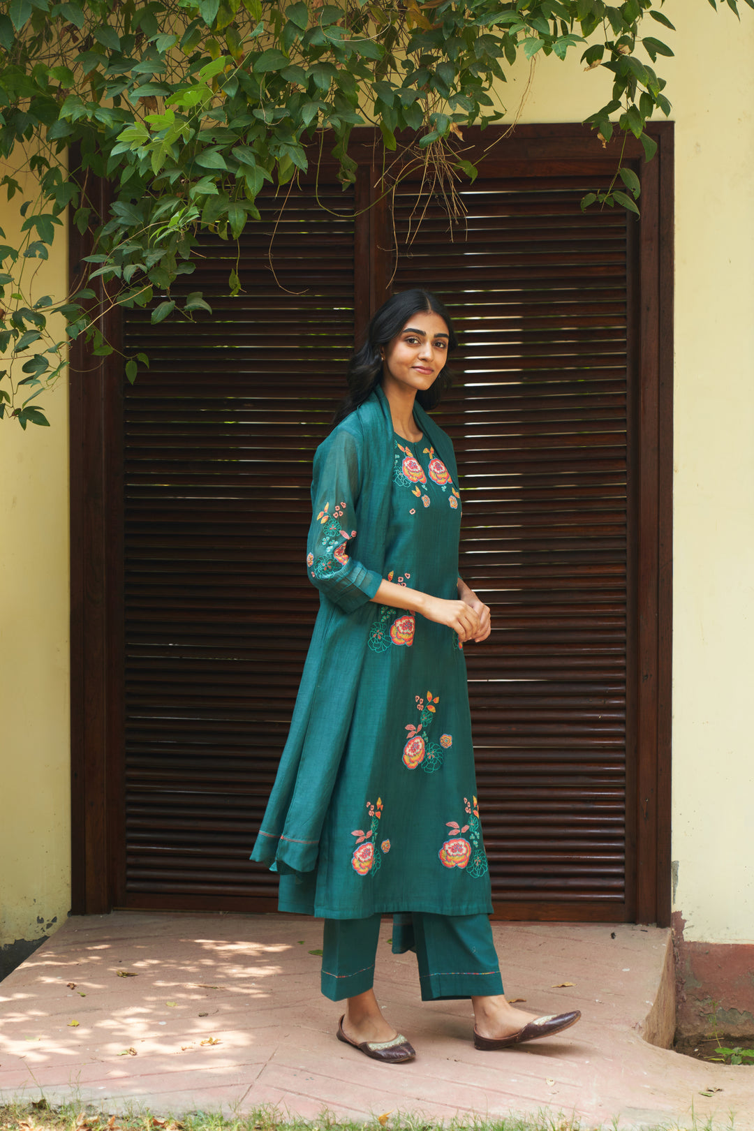 emerald floral embroidered kurta set