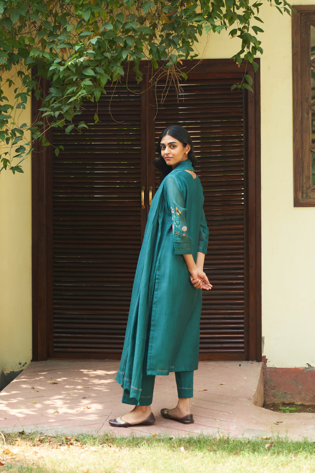 emerald floral embroidered kurta set