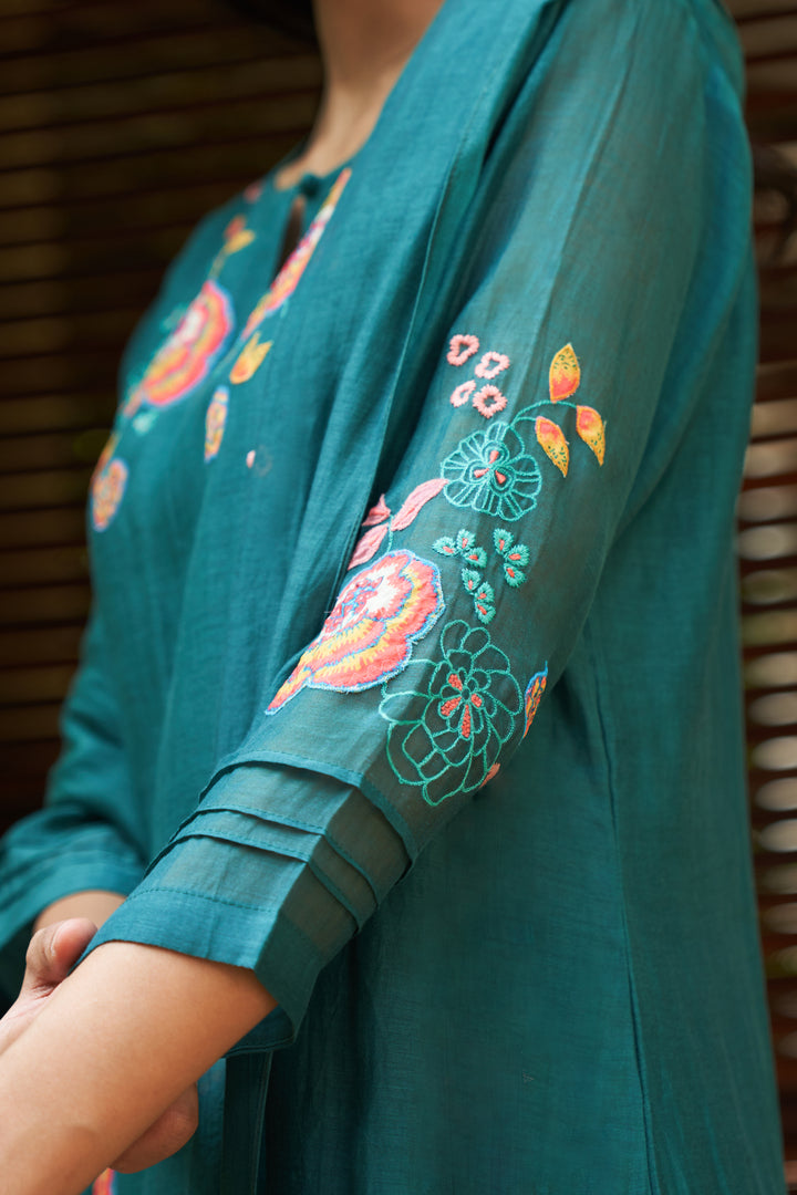 emerald floral embroidered kurta set