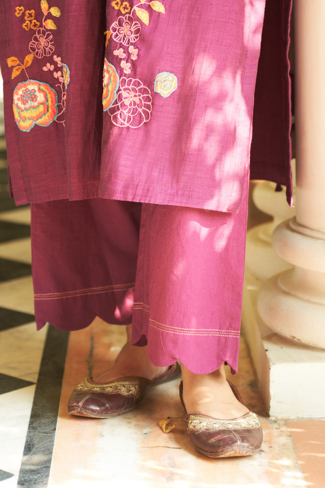 amethyst embroidered kurta set