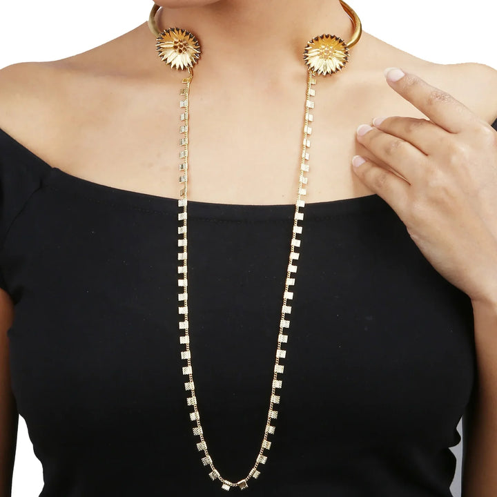 Apropos Accolade Choker