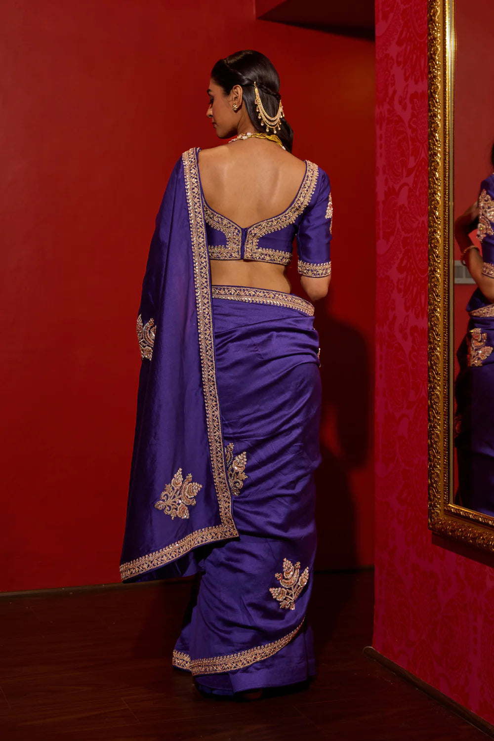 Anusha Saree