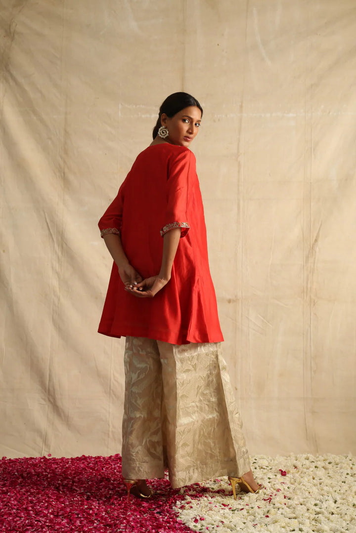 Amruta Suit Set in Red