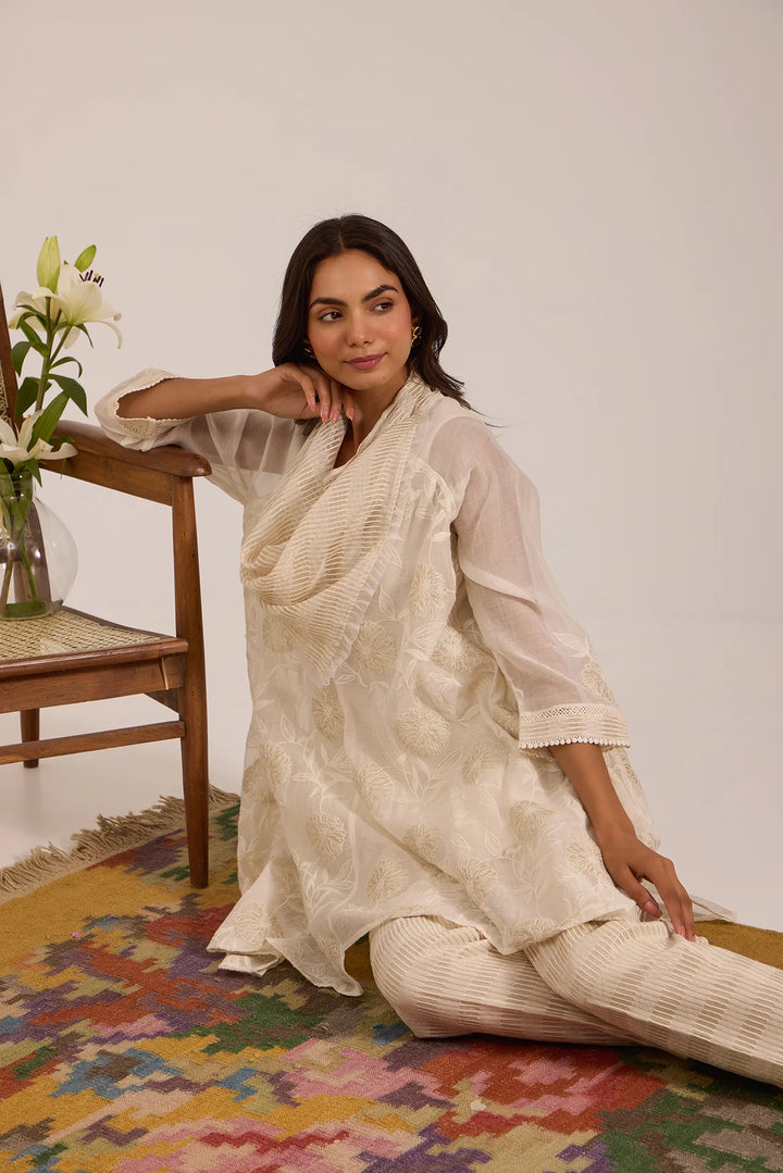 Asymmetric Tissue Patch Embroidered Cowl Tunic Set in Off-White