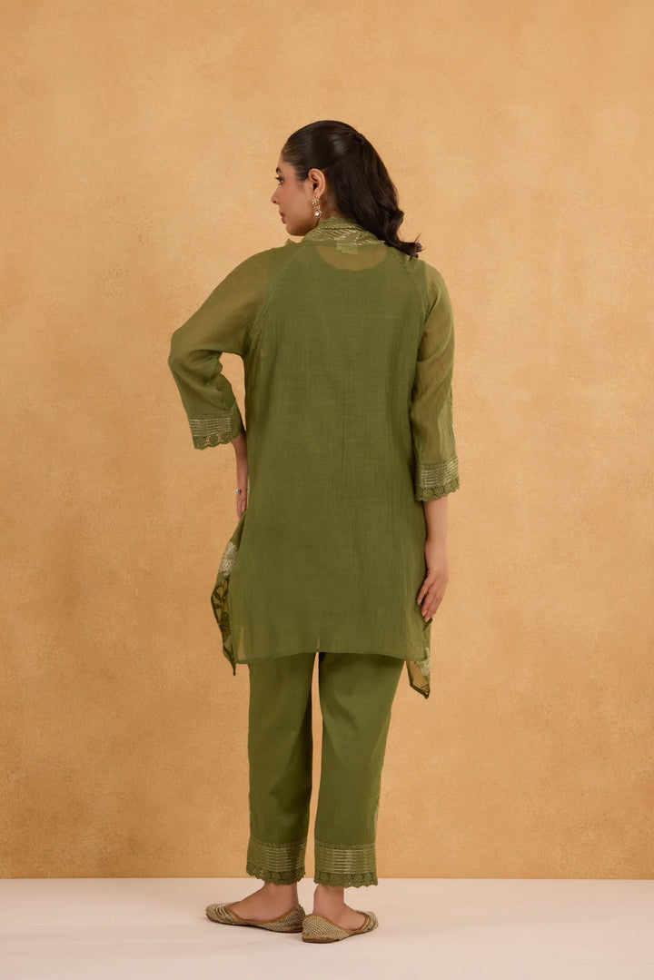 Asymmetric Tissue Patch Embroidered Cowl Tunic Set in Forest Green