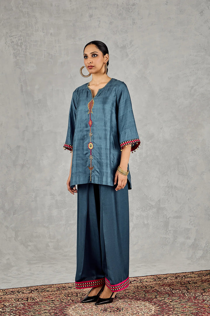 Blue Fish Patch Embroidery Short Tunic Set