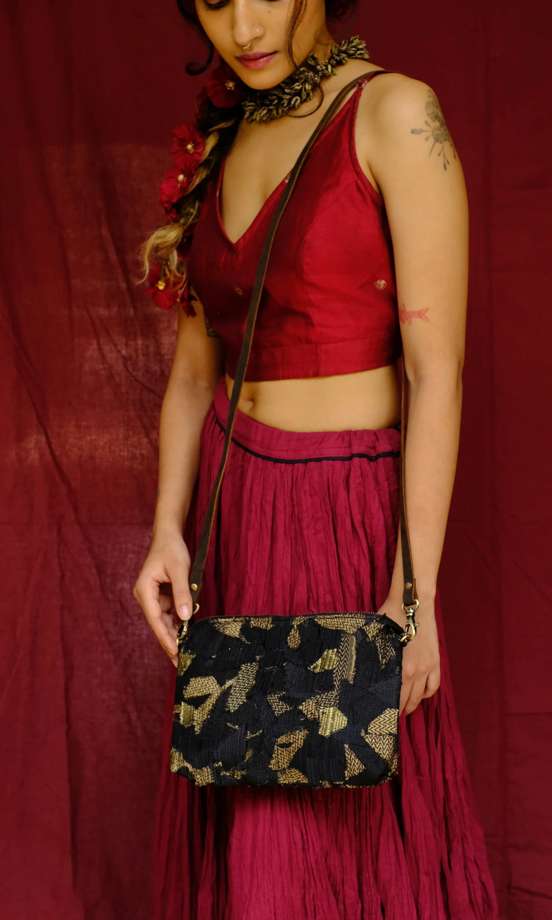 Black Katran Arya Sling