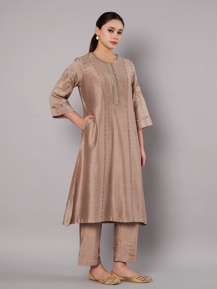 Breeze Trail A Line Set - Taupe