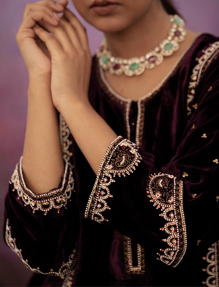 violet moti scallop hand embroidered kurta set
