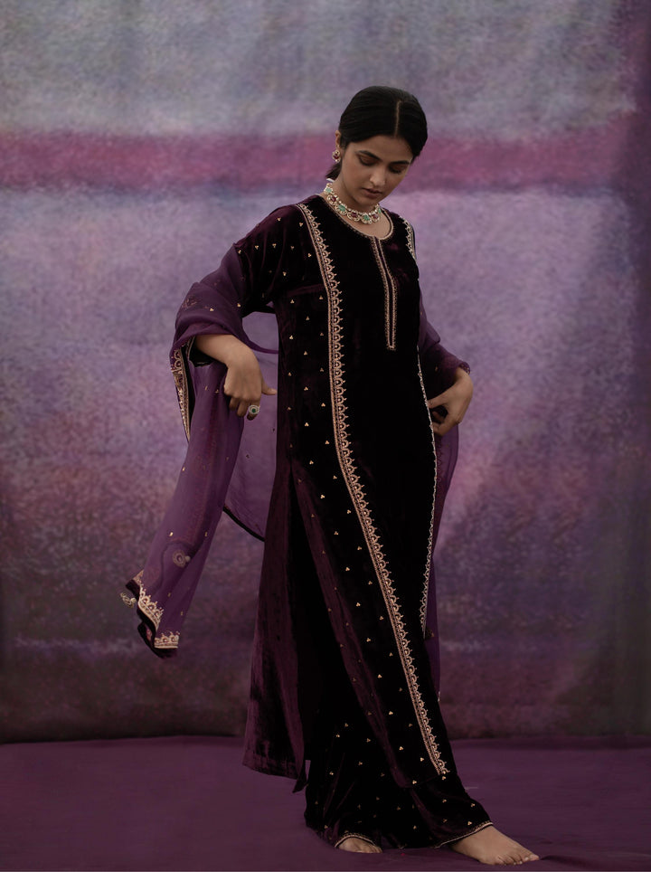 violet moti scallop hand embroidered kurta set