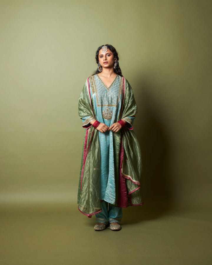 Firoza embroidered kurta set