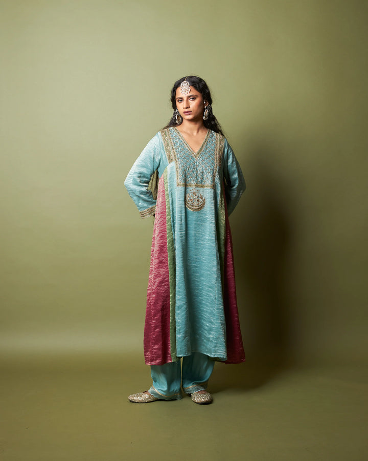 Firoza embroidered kurta set