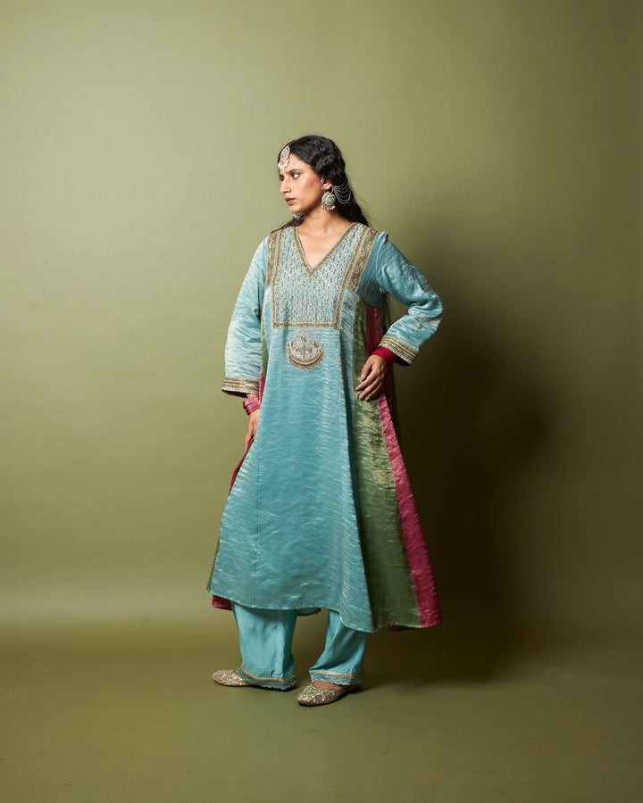 Firoza embroidered kurta set