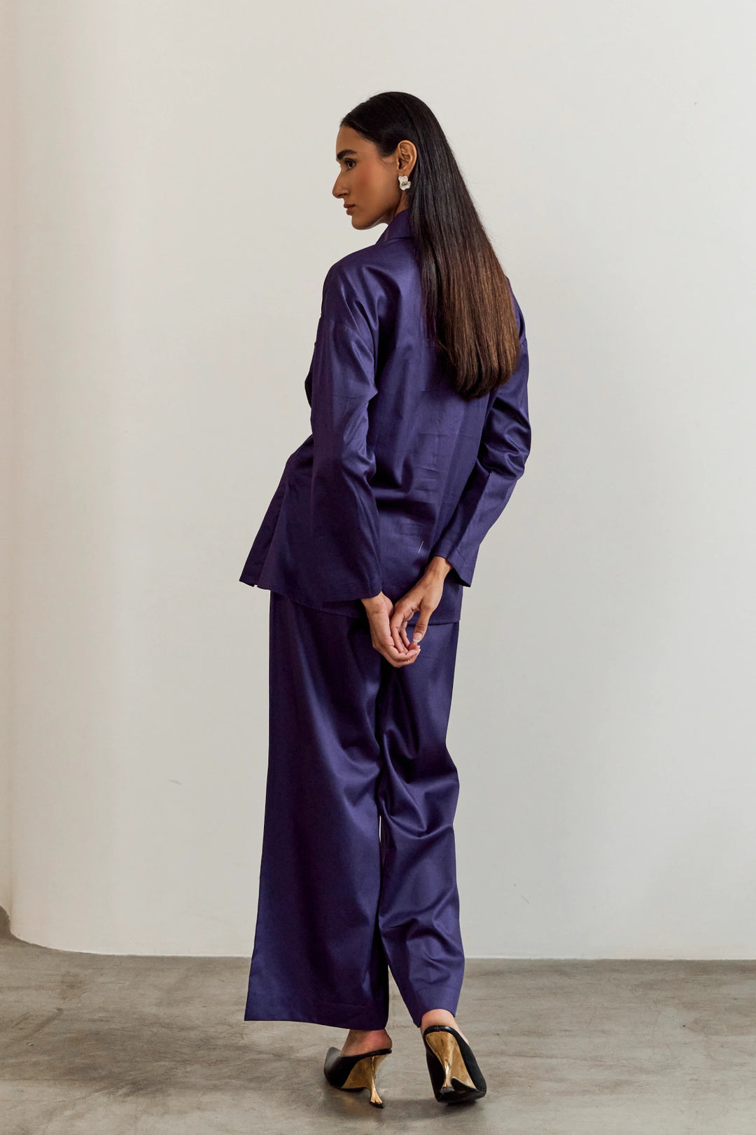 Flower Brooch Shirt Coord