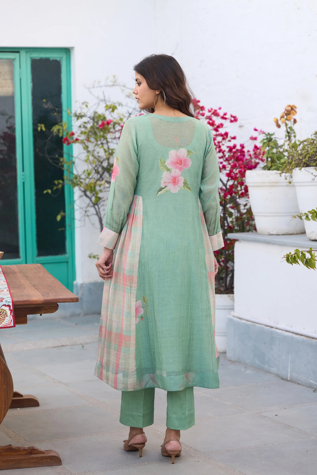 Hibiscus Muse Avril Kurta Set